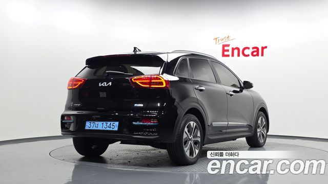 Kia Niro Noblesse — пробег 118 538 км — фото 2 из 5