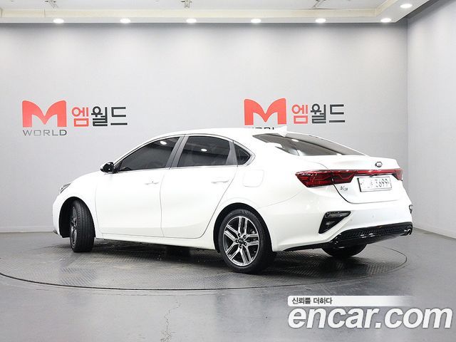 Kia K3 из Кореи Encar