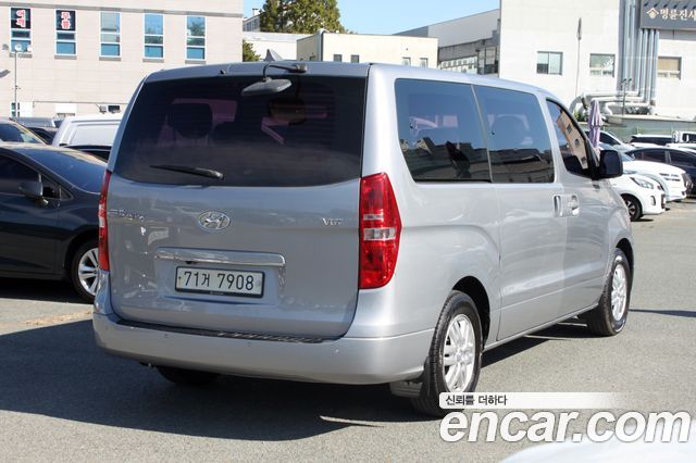 Hyundai Starex 12-Seater Wagon Smart — пробег 124 123 км — фото 4 из 5