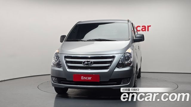 Hyundai Starex 3-Seater VAN Smart — пробег 201 645 км — фото 3 из 5