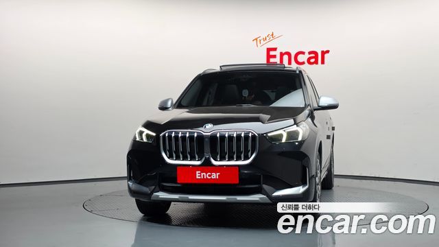 BMW X1 sDrive 20i xLine — пробег 53 260 км — фото 3 из 5