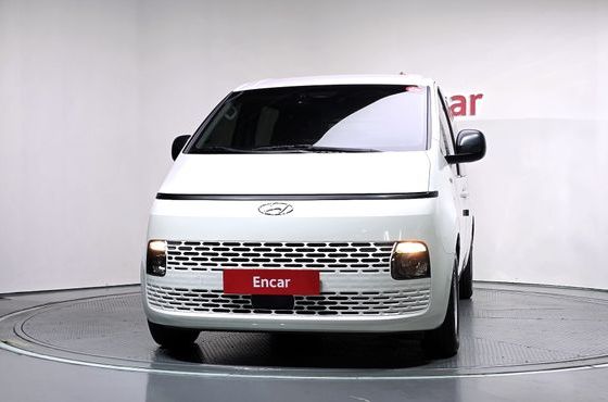 Hyundai Staria Cargo 5-Seater Smart — пробег 27 318 км — фото 3 из 5