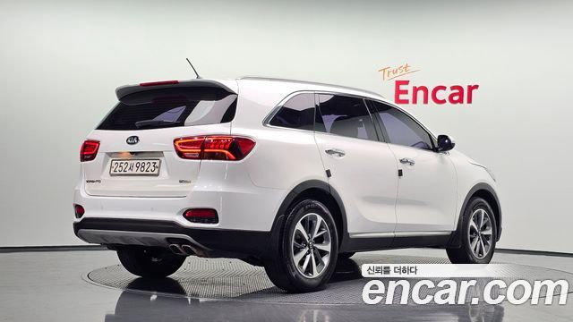 Kia Sorento Diesel 2.0 2WD Prestige — пробег 202 386 км — фото 2 из 5