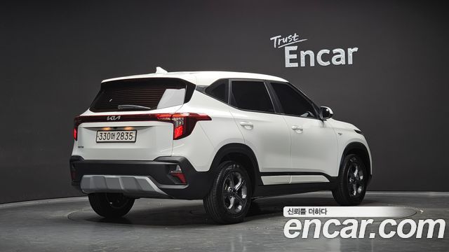 Kia Seltos из Кореи Encar