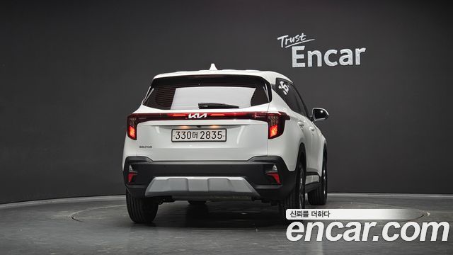 Kia Seltos из Кореи Encar