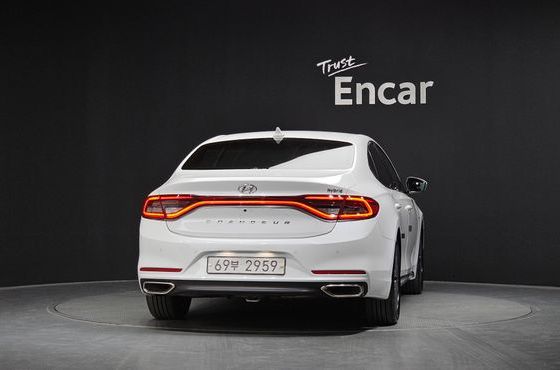 Hyundai Grandeur Exclusive Special — пробег 59 957 км — фото 4 из 5