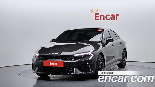 Kia K5 Signature — пробег 3 303 км — фото 1 из 5