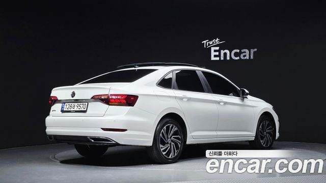 Volkswagen Jetta 1.4 TSI Prestige — пробег 14 246 км — фото 2 из 5