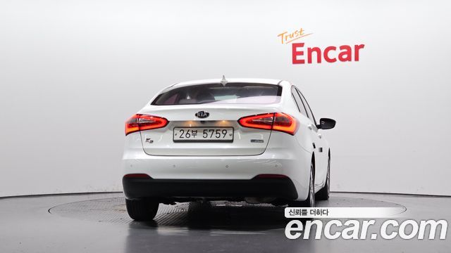 Kia K3 из Кореи Encar