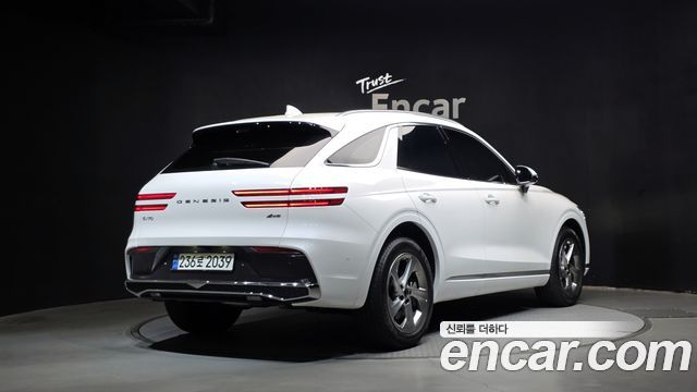 Genesis GV70 из Кореи Encar