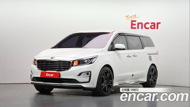 Kia Carnival из Кореи Encar