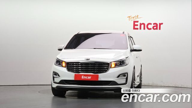 Kia Carnival из Кореи Encar