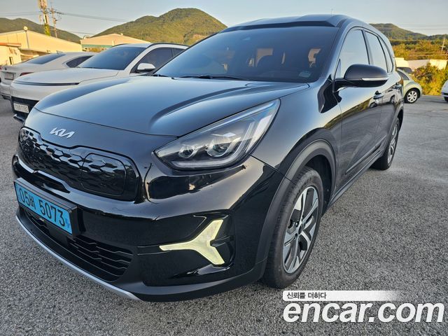Kia Niro Air — пробег 190 982 км — фото 1 из 5