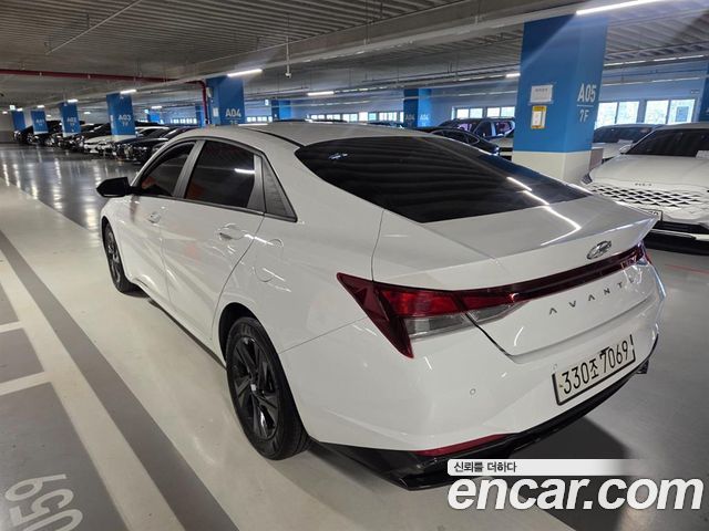 Hyundai AVANTE Smart — пробег 68 132 км — фото 4 из 5
