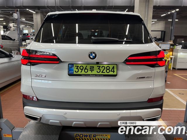 BMW X5 xDrive 40i xLine — пробег 30 040 км — фото 3 из 5