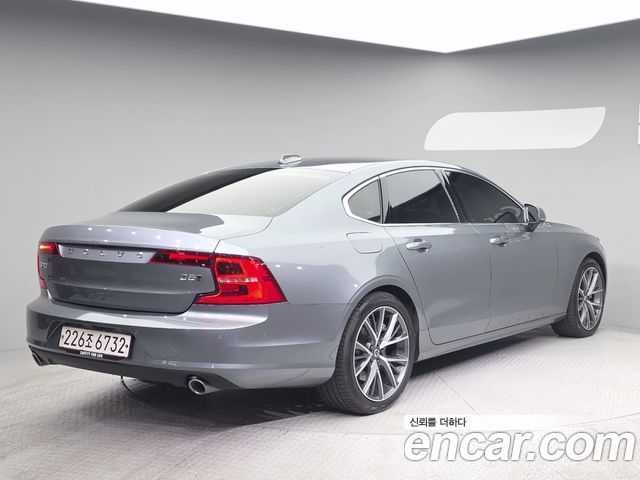 Volvo S90 D5 AWD Momentum — пробег 59 628 км — фото 2 из 5
