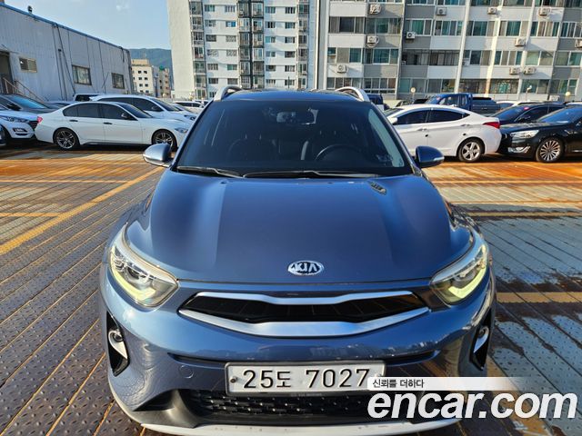 Kia Stonic Diesel 1.6 Prestige — пробег 55 536 км — фото 1 из 5