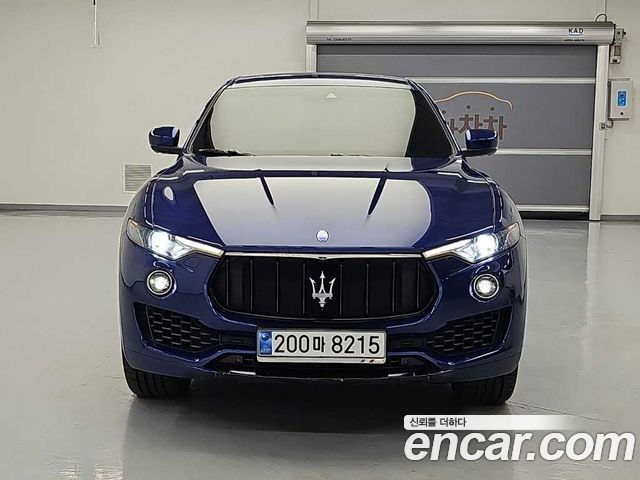 Maserati Levante из Кореи Encar