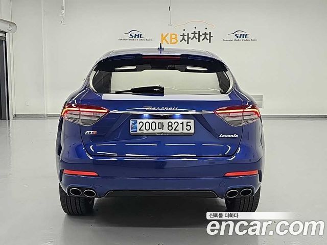 Maserati Levante из Кореи Encar