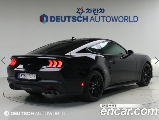 Ford Mustang 2.3 EcoBoost Premium Coupe — пробег 21 003 км — фото 2 из 5