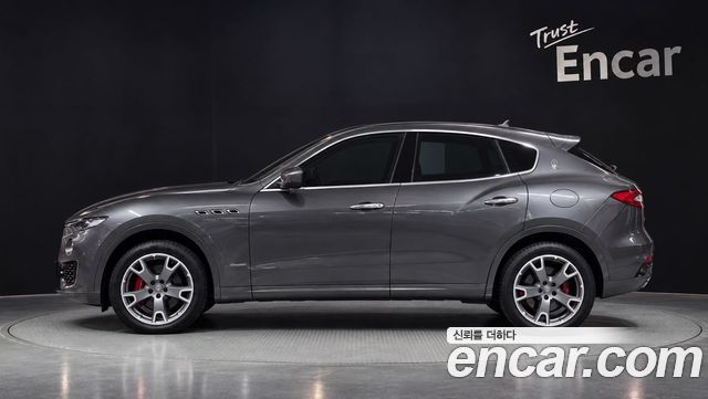 Maserati Levante из Кореи Encar