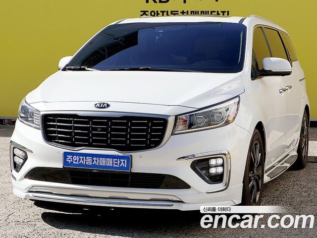 Kia Carnival из Кореи Encar