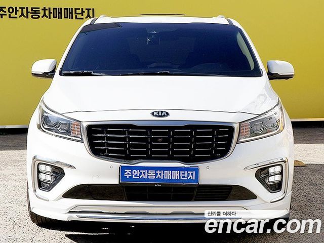 Kia Carnival из Кореи Encar
