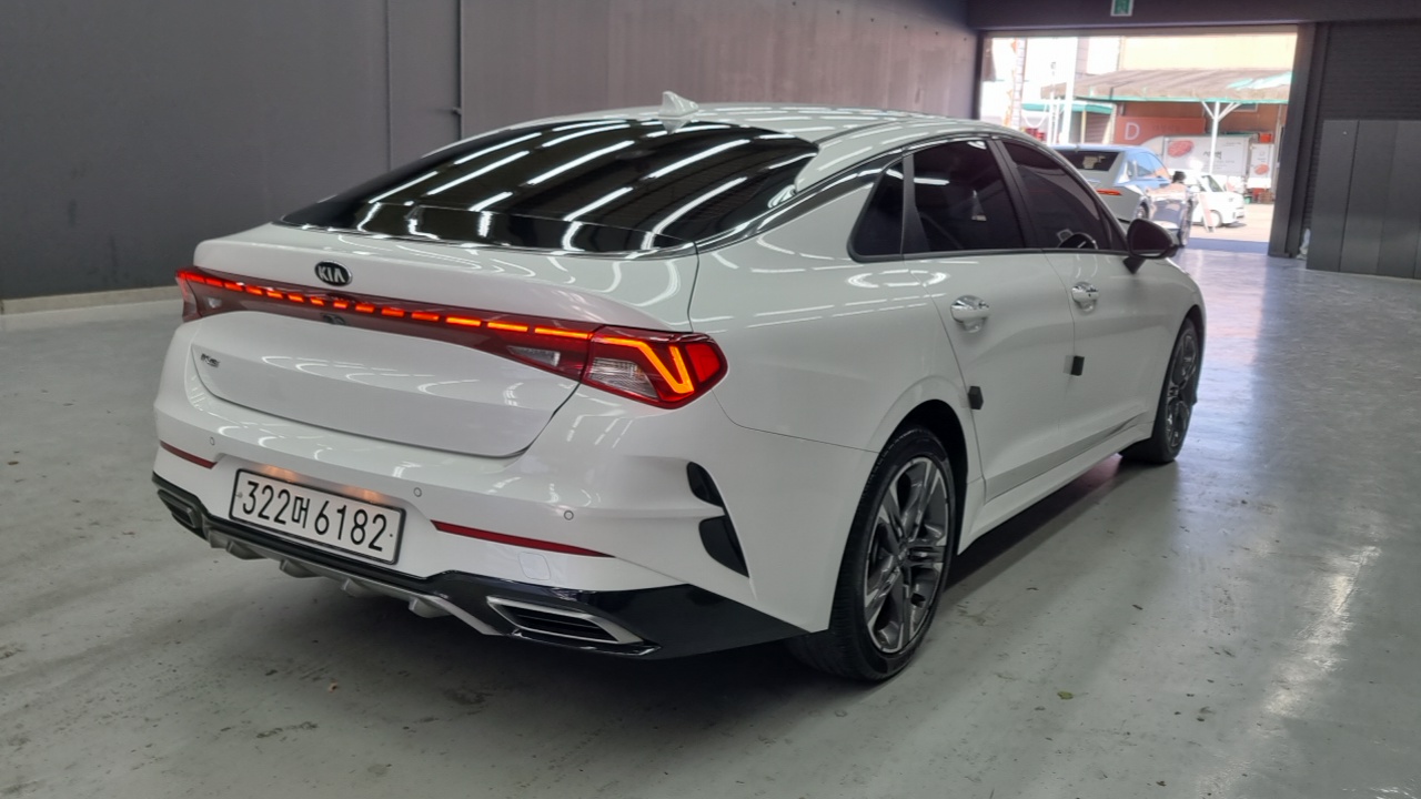 Kia K5 из Кореи Encar