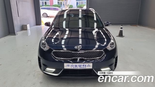 Kia Niro Noblesse — пробег 102 042 км — фото 1 из 5