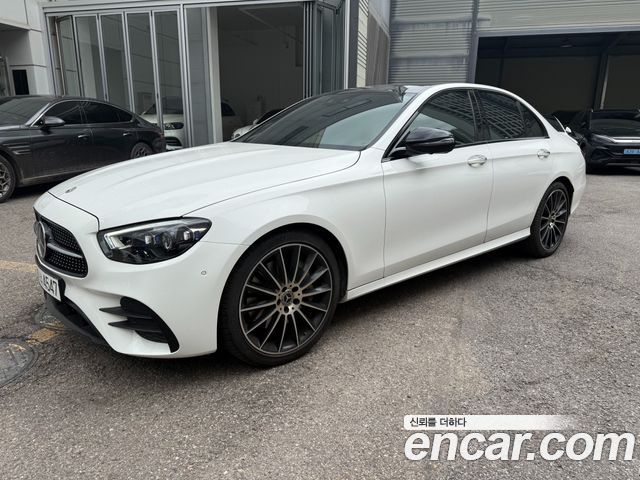 Mercedes-Benz E-Class E350 4MATIC AMG Line — пробег 65 089 км — фото 1 из 5
