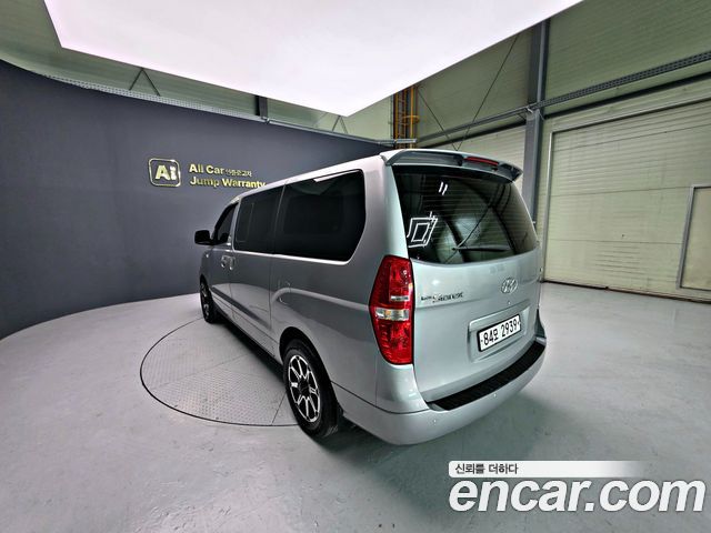 Hyundai Starex 5-Seater VAN CVX Luxury — пробег 139 786 км — фото 4 из 5