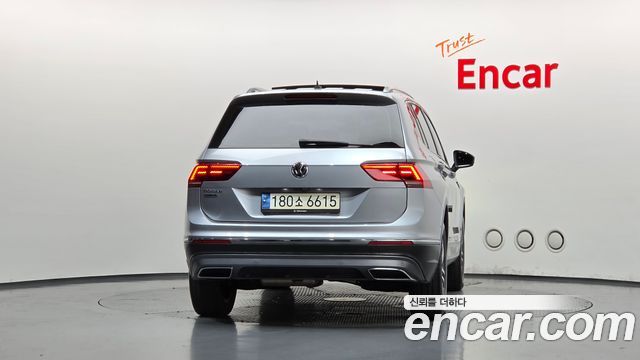 Volkswagen Tiguan 2.0 TDI Prestige — пробег 152 890 км — фото 4 из 5