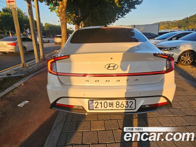 Hyundai Sonata 2.0 Premium — пробег 119 576 км — фото 4 из 5