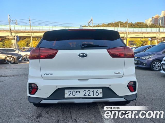 Kia Niro 1.6 HEV Noblesse Special — пробег 62 226 км — фото 2 из 5