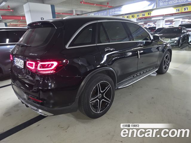 Mercedes-Benz GLC-Class GLC300 4MATIC Premium — пробег 95 084 км — фото 4 из 5