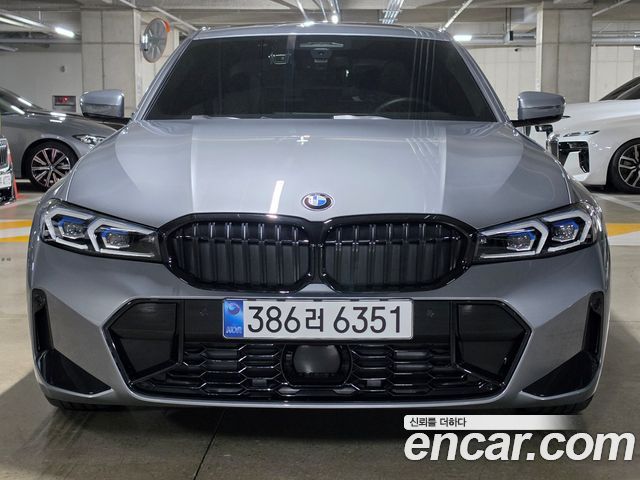 BMW 3-Series 320i M Sport — пробег 4 435 км — фото 3 из 5