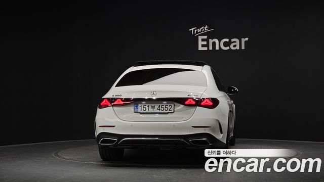 Mercedes-Benz E-Class E300 4MATIC AMG Line — пробег 22 626 км — фото 4 из 5