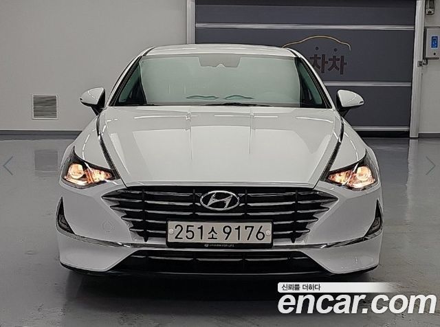 Hyundai Sonata 2.0 Smart — пробег 187 278 км — фото 2 из 5