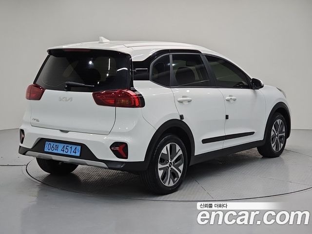 Kia Niro Air — пробег 130 879 км — фото 4 из 5