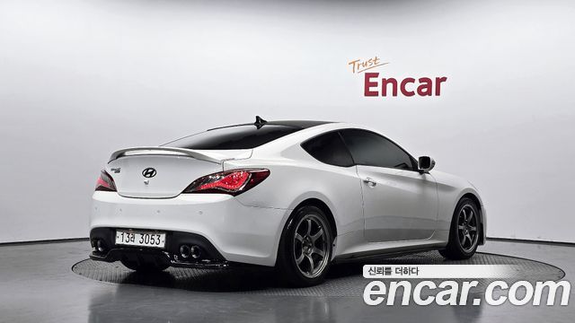 Hyundai Genesis из Кореи Encar