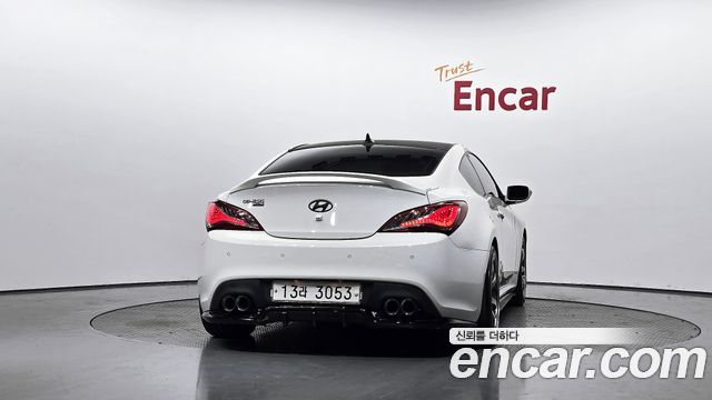 Hyundai Genesis из Кореи Encar