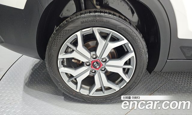 Kia Seltos из Кореи Encar