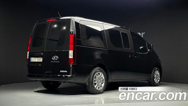 Hyundai Staria из Кореи Encar