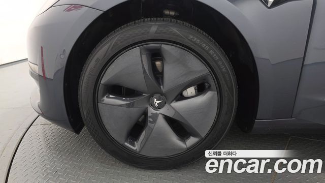 Tesla Model 3 Standard Range Plue RWD — пробег 96 718 км — фото 5 из 5