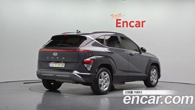 Hyundai Kona Premium — пробег 28 376 км — фото 2 из 5