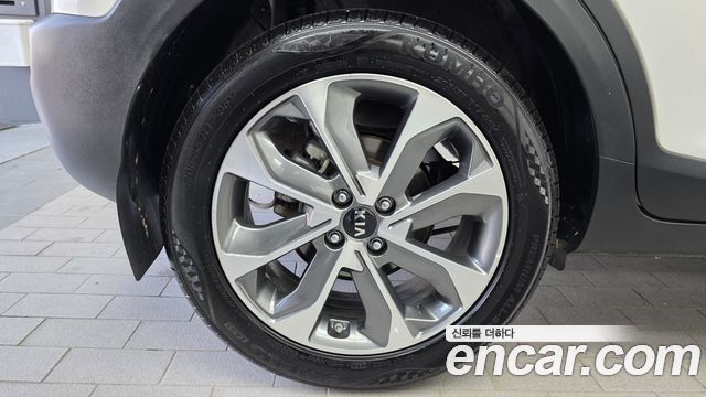Kia Stonic 1.4 Trendy — пробег 68 187 км — фото 5 из 5