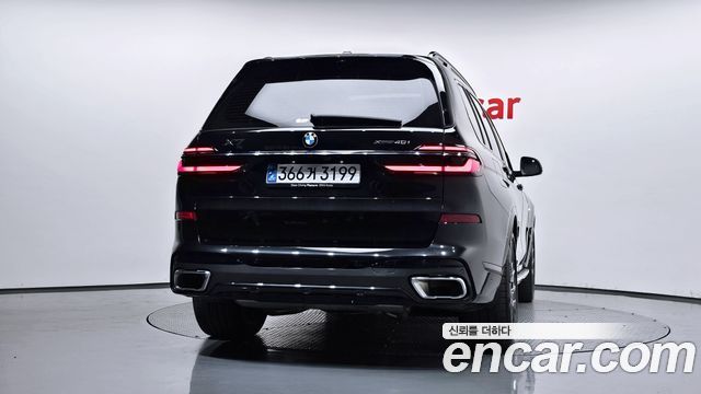 BMW X7 xDrive 40i M Sport 6STR — пробег 32 266 км — фото 4 из 5