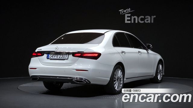 Mercedes-Benz E-Class из Кореи Encar