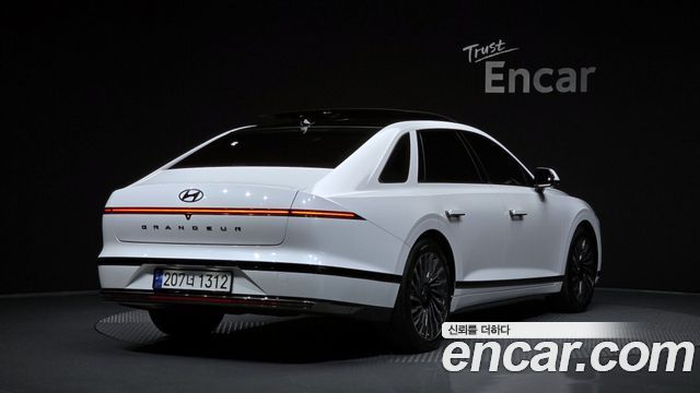 Hyundai Grandeur Calligraphy — пробег 49 707 км — фото 2 из 5