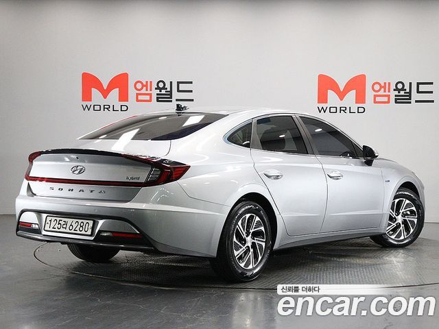 Hyundai Sonata Premium — пробег 112 257 км — фото 2 из 5